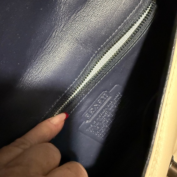 Coach Dinky Quilted Multicolor Crossbody Bag

New without tags. - Picture 15 of 16